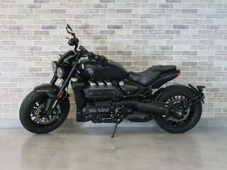 2021 Triumph Rocket III, чёрный, 1800000 рублей, вид 3