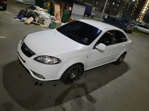 2014 Daewoo Gentra II, серый
