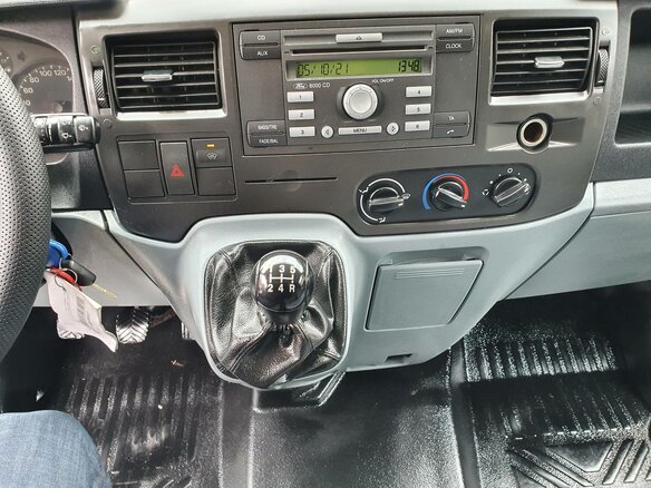 2011 Ford Transit, белый - вид 6