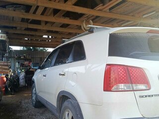 2010 Kia Sorento II, белый, 1200000 рублей, вид 3