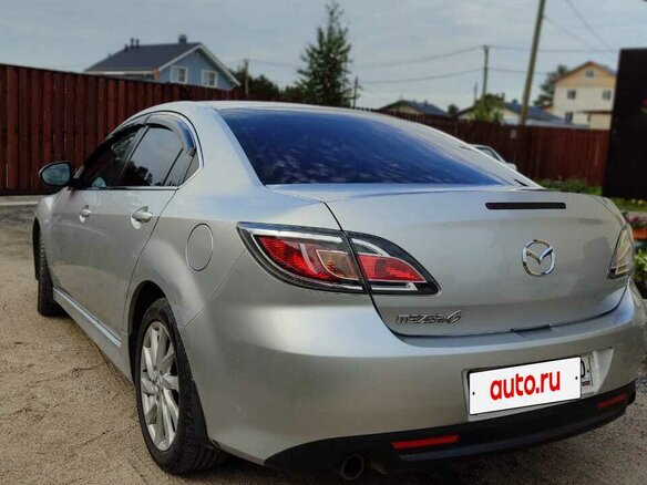 2011 Mazda 6 II (GH) Рестайлинг, серебристый, 890000 рублей - вид 3
