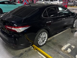 2018 Toyota Camry VIII (XV70), чёрный, 3200000 рублей, вид 3