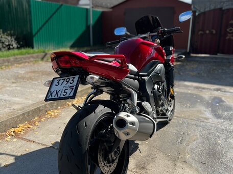 2006 Yamaha FZ1, красный, 650000 рублей, вид 3