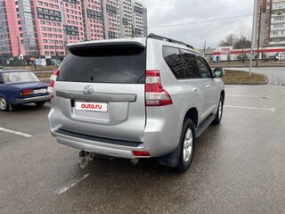 2015 Toyota Land Cruiser Prado 150 Series Рестайлинг 1, серебристый, 3490000 рублей, вид 5