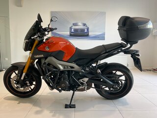 2014 Yamaha MT-09 (FZ-09), оранжевый, 700000 рублей, вид 1