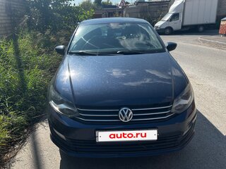 2017 Volkswagen Polo V Рестайлинг, синий, 880000 рублей, вид 1