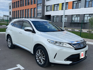 2019 Toyota Harrier III (XU60) Рестайлинг, белый, 2950000 рублей, вид 3