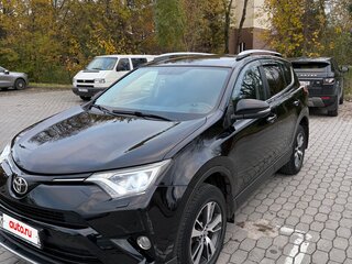 2017 Toyota RAV4 IV (XA40) Рестайлинг, чёрный, 2190000 рублей, вид 2