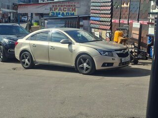 2010 Chevrolet Cruze I, бежевый, 650000 рублей, вид 2