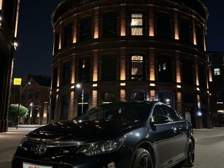 2017 Toyota Camry VII (XV50) Рестайлинг 2, серый, 2150000 рублей, вид 1