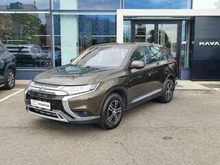 2019 Mitsubishi Outlander III Рестайлинг 3, коричневый, 1999000 рублей, вид 1