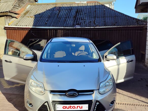 2012 Ford Focus III, серебристый - вид 1