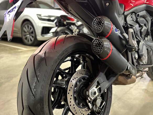 2023 Ducati Monster 937, красный, 1600000 рублей - вид 8