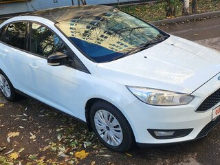 2015 Ford Focus III Рестайлинг, белый, 900000 рублей, вид 4
