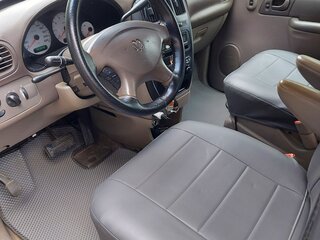 2003 Dodge Caravan IV, серый, 900000 рублей, вид 4