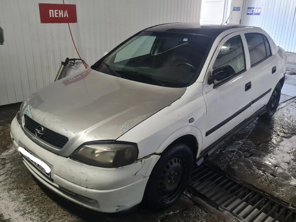 2003 Opel Astra G, белый, 260000 рублей