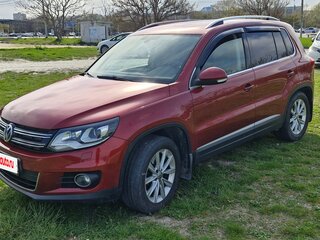 2012 Volkswagen Tiguan I Рестайлинг, красный, 1210000 рублей, вид 1