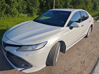 2018 Toyota Camry VIII (XV70), белый, 2444444 рублей, вид 2