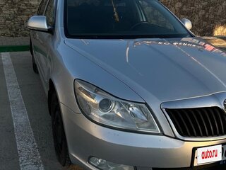 2012 Skoda Octavia II (A5) Рестайлинг, серебристый, 1150000 рублей, вид 4