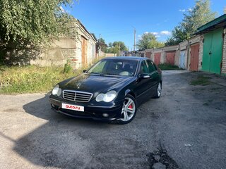 2005 Mercedes-Benz C-Класс 230 II (W203) Рестайлинг, чёрный, 700000 рублей, вид 1