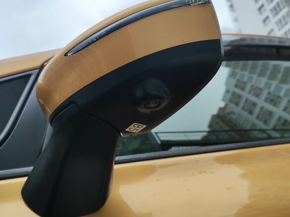 2018 Nissan Note e-Power II Рестайлинг, золотистый, 1460000 рублей - вид 5