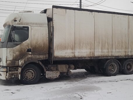 1999 Renault Premium, белый, 2850000 рублей, вид 3