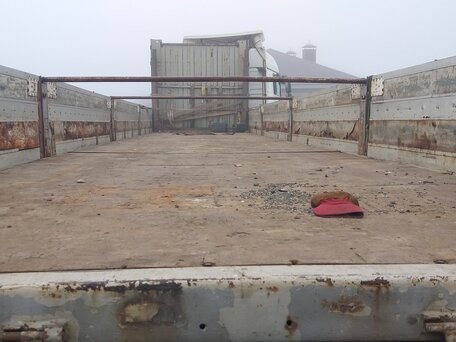 2006 МАЗ Полуприцеп бортовой, серый, 500000 рублей, вид 3