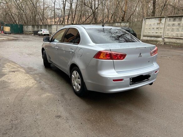 2008 Mitsubishi Lancer X, серебристый, 620000 рублей - вид 2