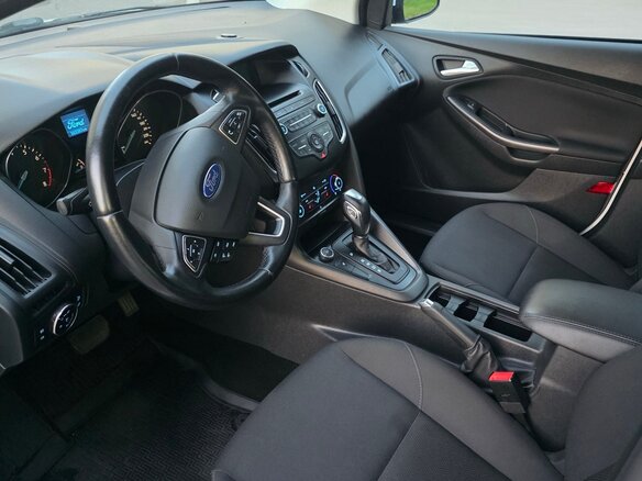 2018 Ford Focus III Рестайлинг, белый - вид 10