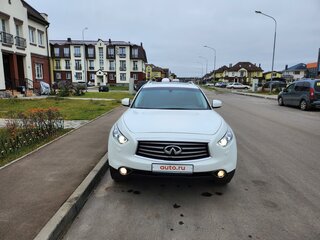 2013 Infiniti FX37 II (S51) Рестайлинг, белый, 2950000 рублей, вид 3