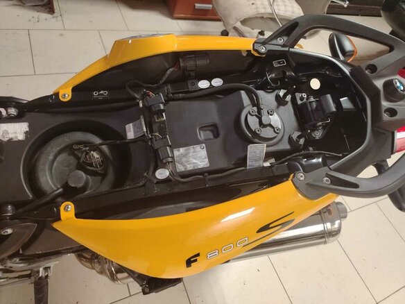2007 BMW F 800 S, жёлтый, 450000 рублей - вид 5