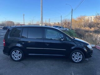 2010 Volkswagen Touran I Рестайлинг, чёрный, 1200000 рублей, вид 4