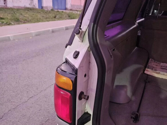 1996 Ford Explorer II, белый, 870000 рублей - вид 13