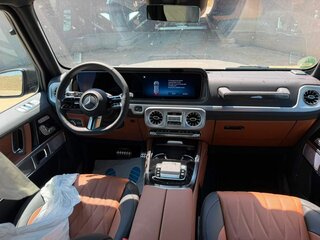 2026 Mercedes-Benz G-Класс 450 d III (W465) Рестайлинг, серый, 27300000 рублей, вид 2