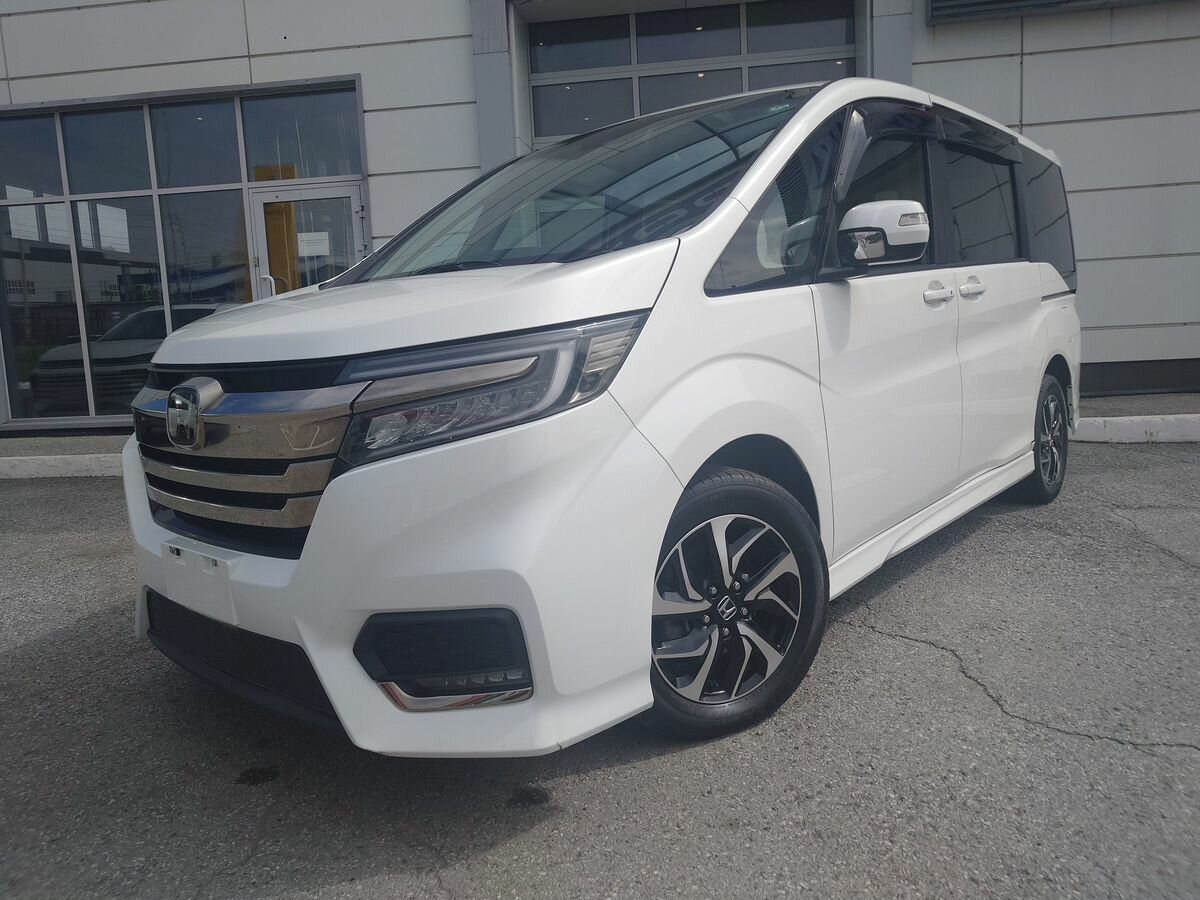 Открыть фотографии: Honda Stepwgn V Рестайлинг