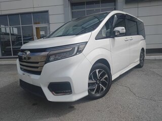 Honda Stepwgn Spada V Рестайлинг