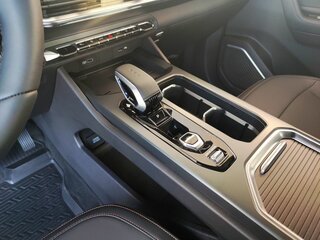 2026 Geely Okavango I Рестайлинг, серый, 4010990 рублей, вид 5
