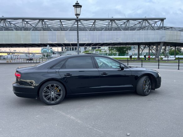 2015 Audi A8 Long III (D4) Рестайлинг, чёрный, 2500000 рублей - вид 12