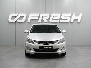 2016 Hyundai Solaris I Рестайлинг, серебристый, 910000 рублей, вид 3