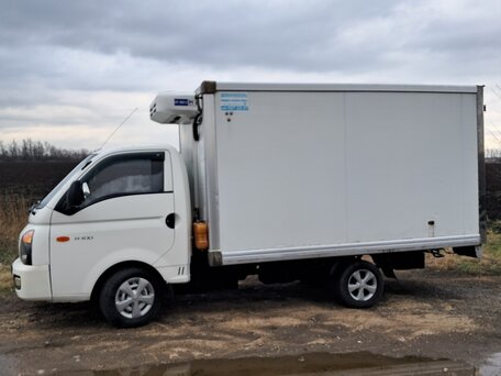 2013 Hyundai Porter II, белый, 1600000 рублей, вид 4