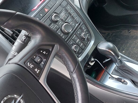 2014 Opel Astra J Рестайлинг, коричневый, 945000 рублей - вид 6