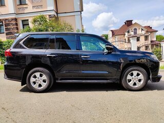 2015 Lexus LX 450d III Рестайлинг 2, чёрный, 5500000 рублей, вид 3