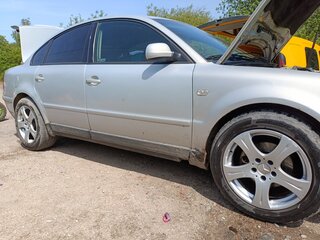 1998 Volkswagen Passat B5, серебристый, 350000 рублей, вид 2