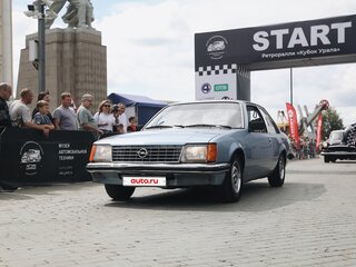 1978 Opel Commodore C, голубой, 400000 рублей, вид 1