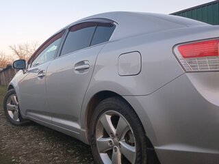 2009 Toyota Avensis III, серебристый, 1300000 рублей, вид 1