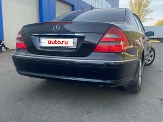 2004 Mercedes-Benz E-Класс 200 III (W211, S211), чёрный, 950000 рублей, вид 5