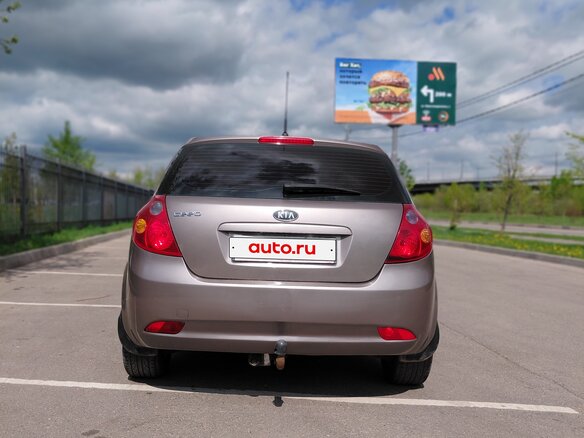 2009 Kia Ceed I, бежевый, 640000 рублей - вид 4