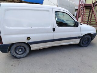 2002 Peugeot Partner I, белый, 350000 рублей, вид 2