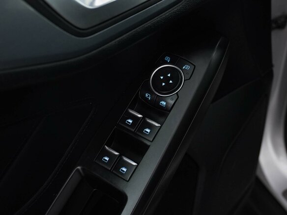 2019 Ford Focus Active IV, серебристый - вид 16