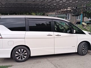 2018 Nissan Serena S-Hybrid V (C27), белый, 2000000 рублей, вид 3